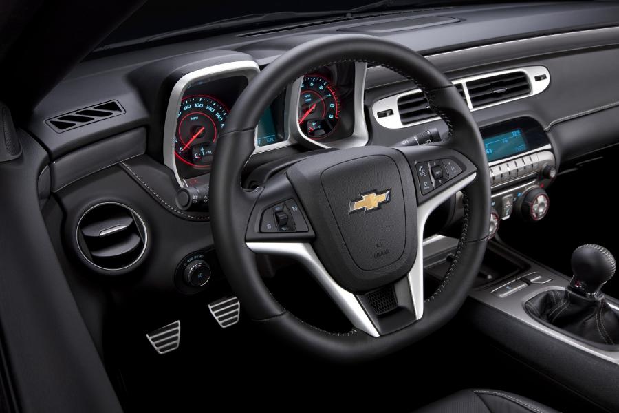  Chevrolet Camaro 1LE Concept 2011 года  (фото 5 из 19)